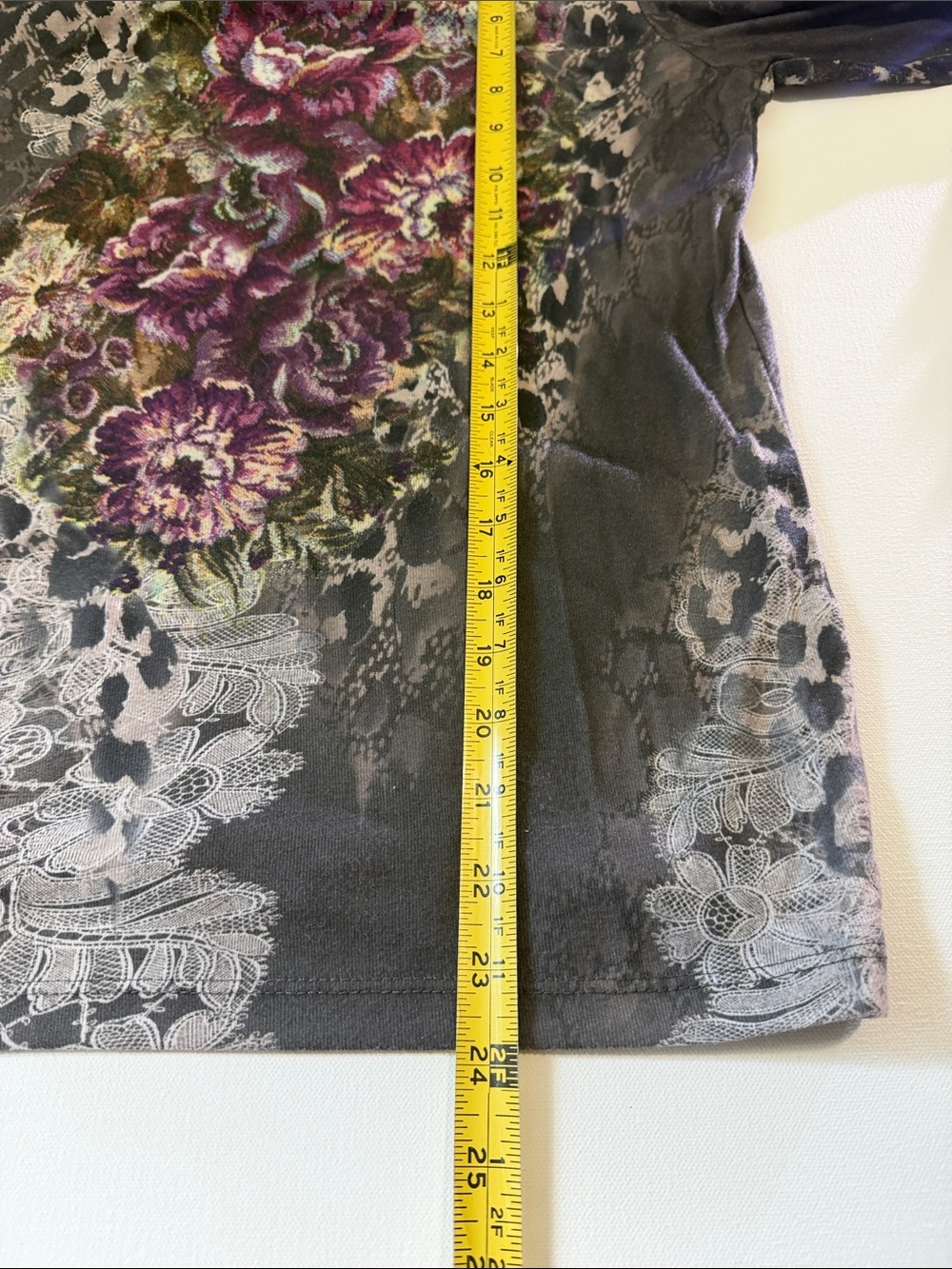 Christopher Banks Women's Gray Floral Print Scoop Neck Top with Purple Accents L - Picture 4 of 8